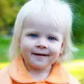 Чернокожа бразилка родила 3 деца албиноси