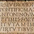 Компютърна програма разшифрова древни текстове
