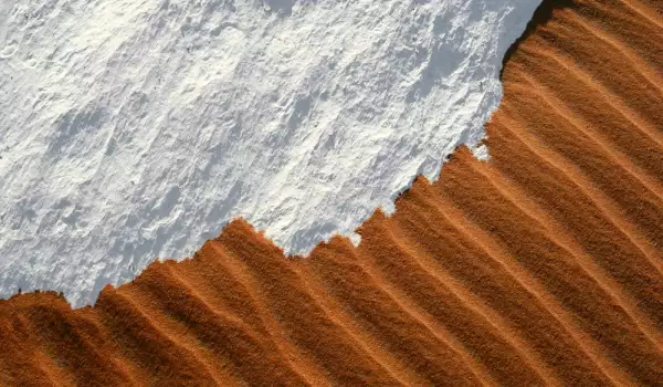 Сняг в Сахара