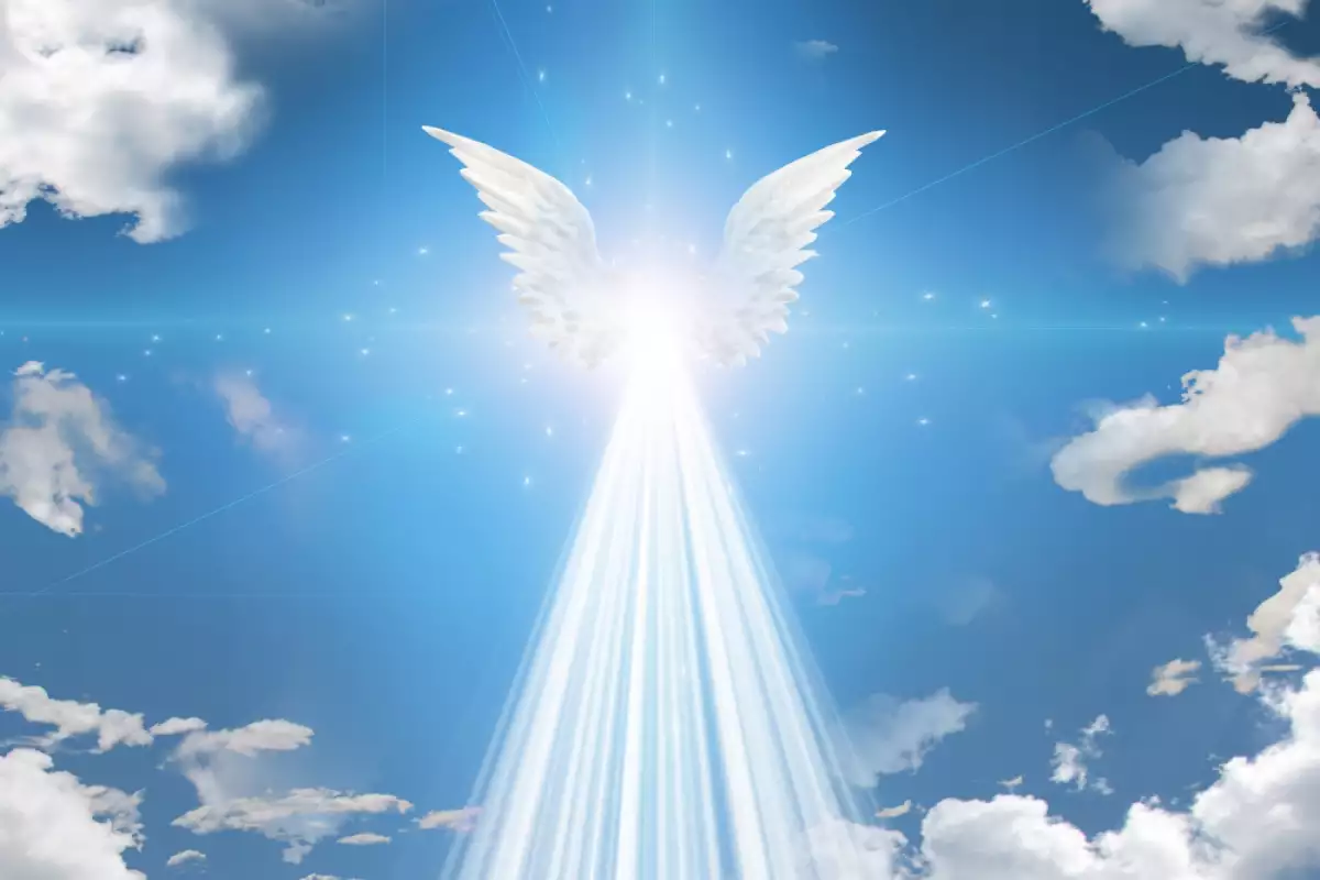 Във вековете вярването в ангели и архангели е присъщо на