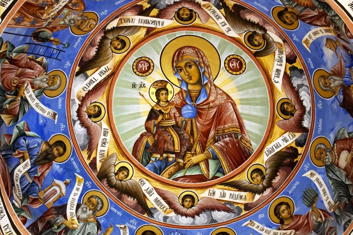 Уникално красиви икони на дева мария и исус