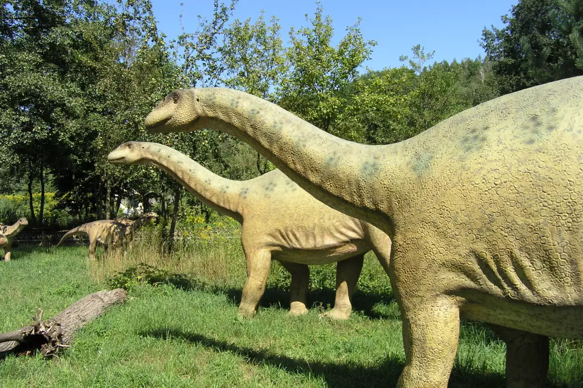 Защо Изчезнаха Динозаврите