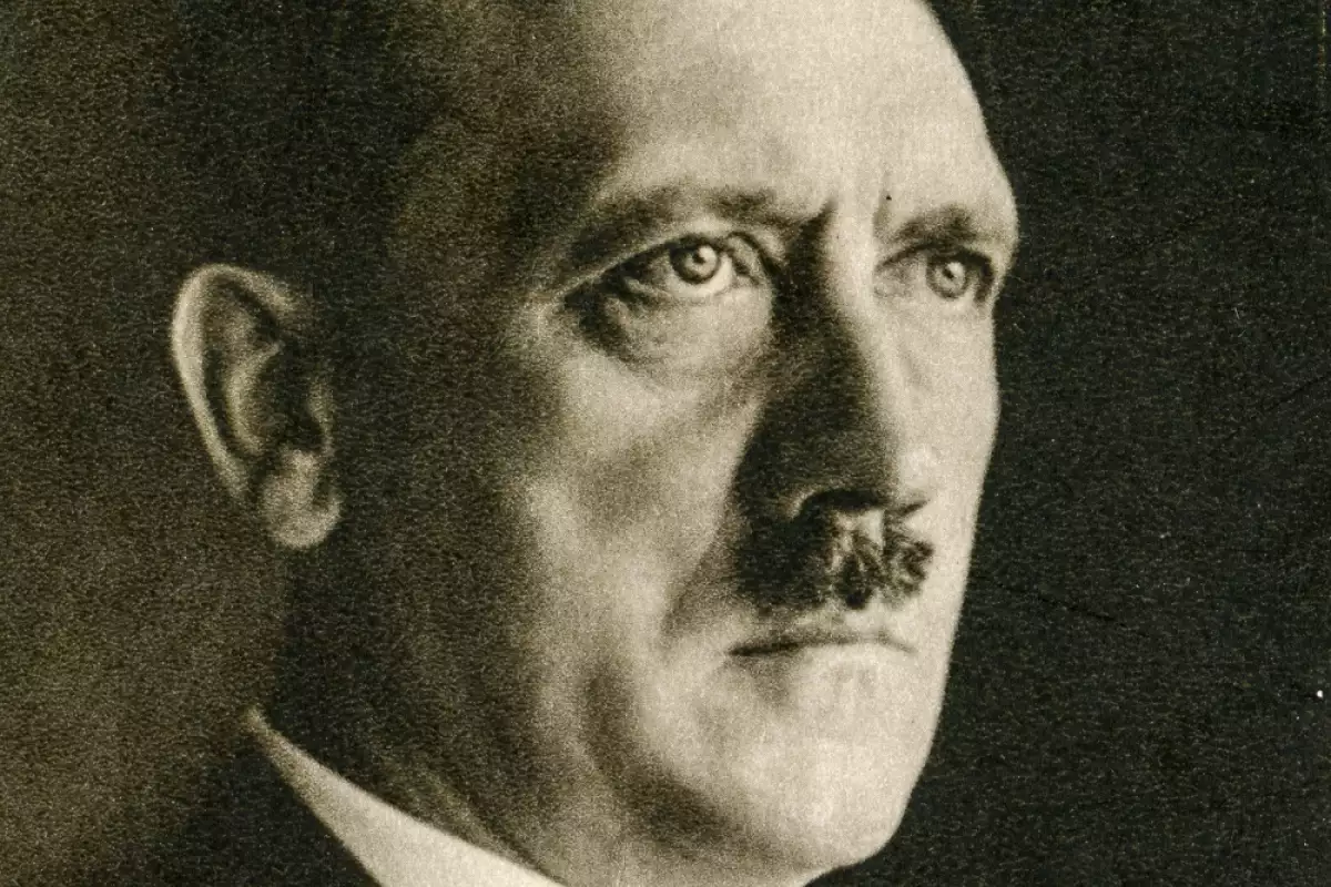 Хитлер зодия