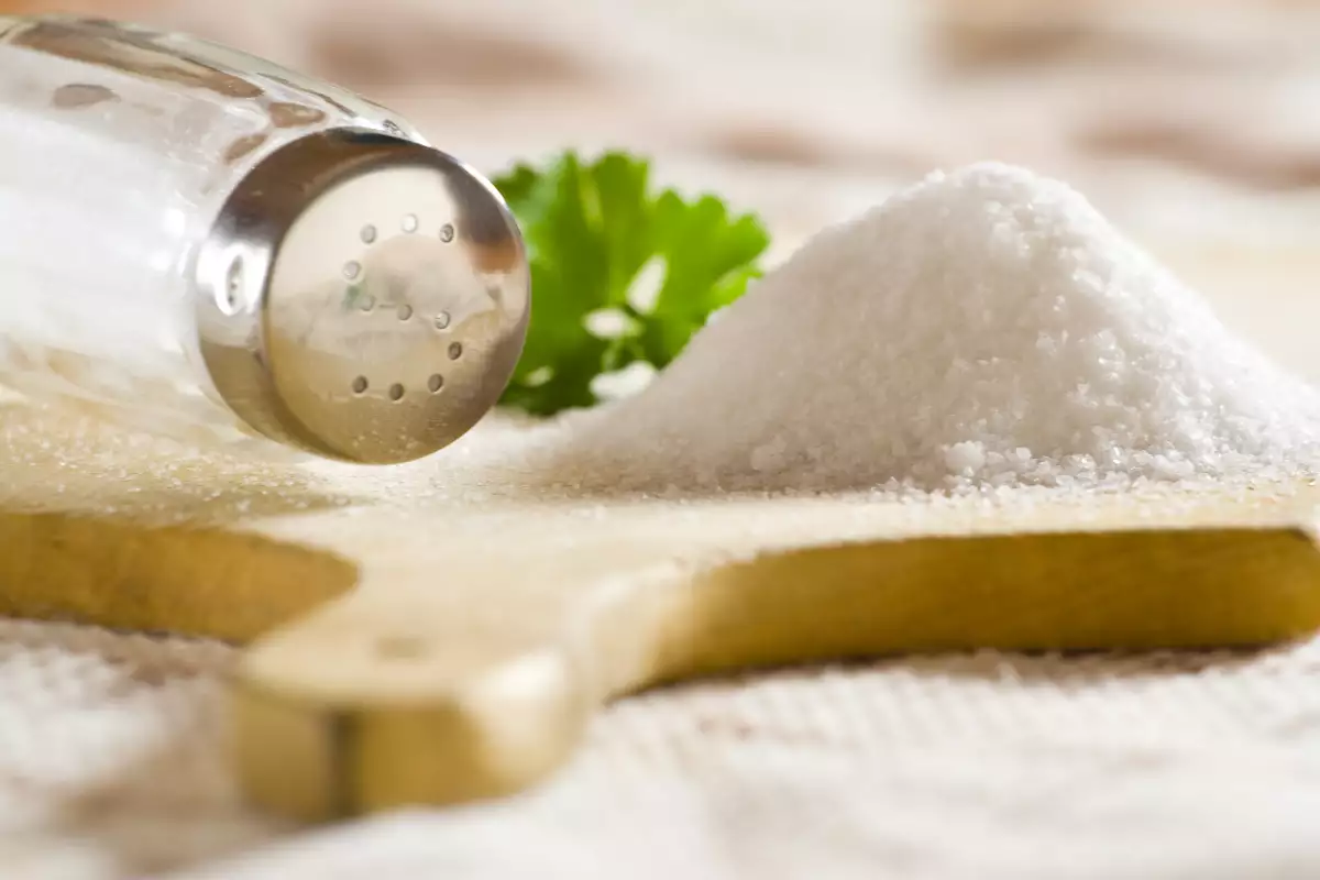 Какво Означава да Разсипеш сол