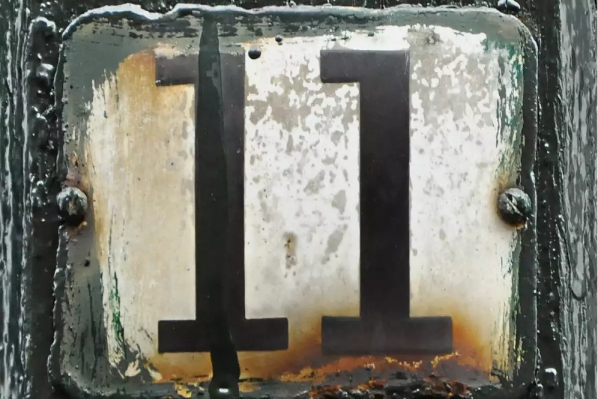 В нумерологията числото 11 се счита за едно от специалните