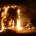 Горящи къщи