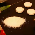 Убих наркоман насън