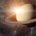 Феноменално! Сатурн променя цвета си