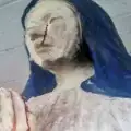 Статуя на Дева Мария в Боливия пророни кървави сълзи