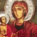 Иконата на Пресвета Богородица Троеручица заплака