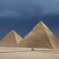 Зимата стигна до египетските пирамиди
