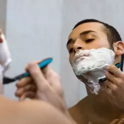 Порязване с бръснач насън вещае неуспех в бизнеса