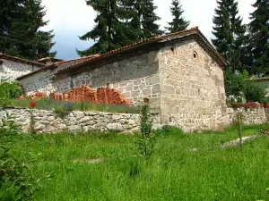 Легендите и чудесата на църквата в Добърско