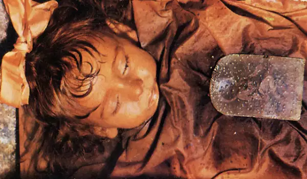 Съхранената мумия на сицилианската спяща красавица