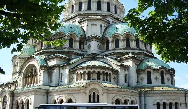 Храм паметник Св. Александър Невски