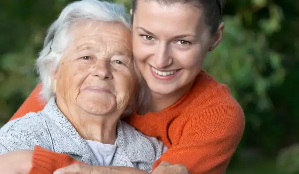 Баба и внучка