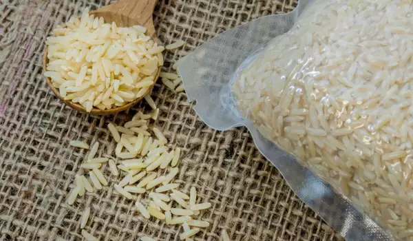 Ориз в ъглите на дома