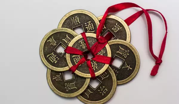 Китайски монети за пари