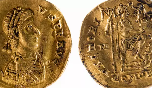 Златна монета от времето на Император Хонорий