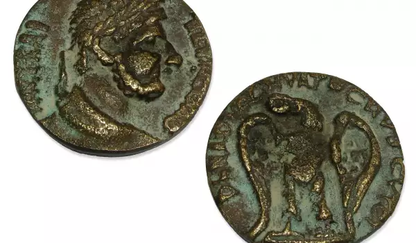 древни монети