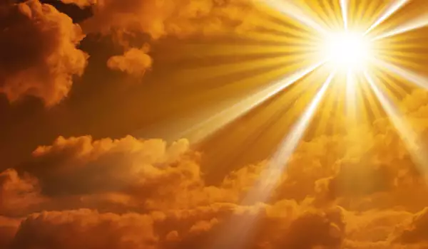 Поличби и суеверия за слънцето