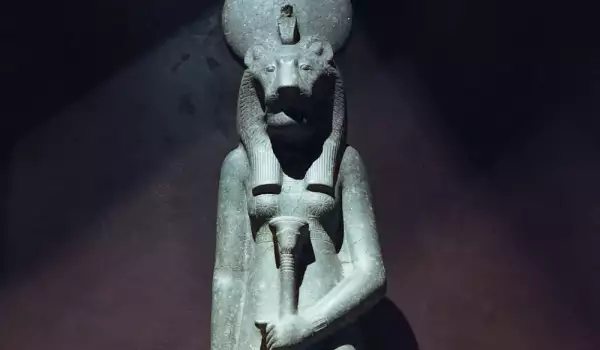 Сехмет - древноегипетската богиня с лъвска глава