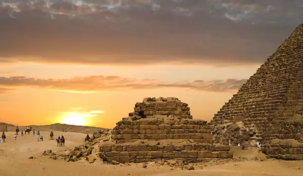 Египетските Пирамиди