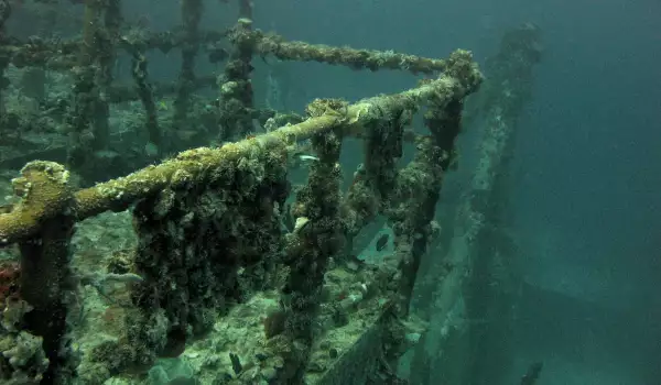Какво е потънало заедно с Титаник