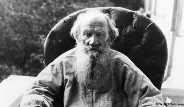 Вълнуващи цитати от безсмъртното творчество на Лев Толстой