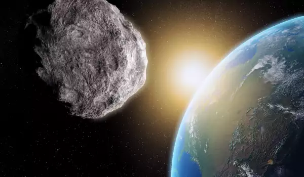Огромен астероид преминава покрай Земята на Бъдни вечер
