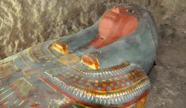 Нова хилядолетна мумия беше открита в Луксор