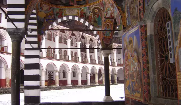 Легенди, свързани с Рилския манастир