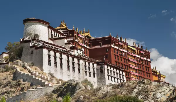 Градът на боговете в Тибет