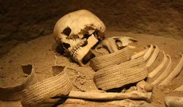 Древни масови гробове открити в Италия