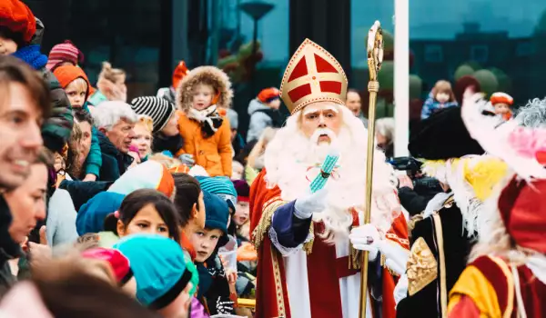 Луди факти за холандският Дядо Коледа