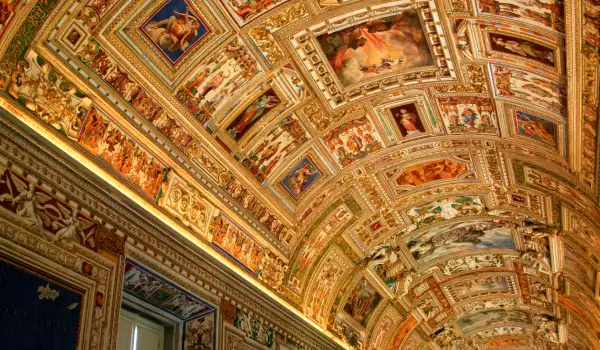 Микеланджело скрил мозък в Сикстинската капела