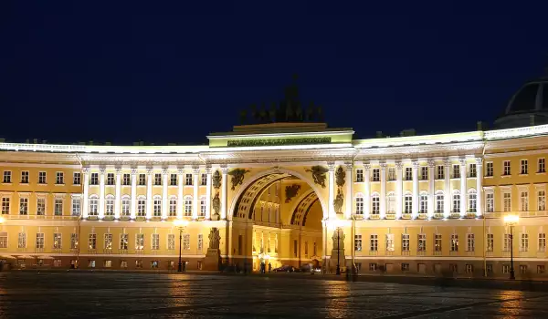 Дворец Санкт Петербург