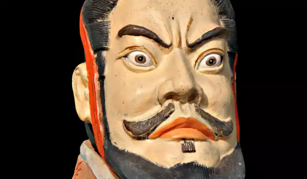 Цин Шъхуан - първият император на Китай