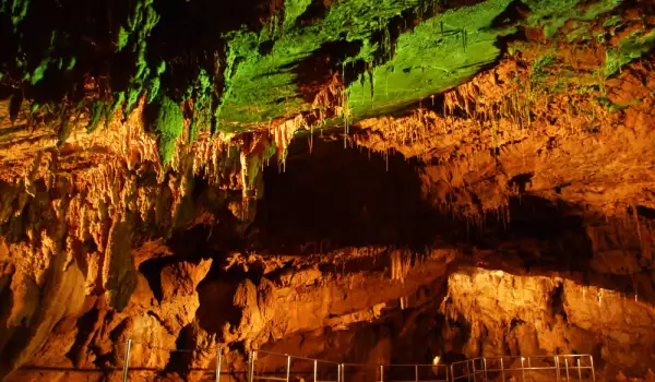Пещера в Хърватия